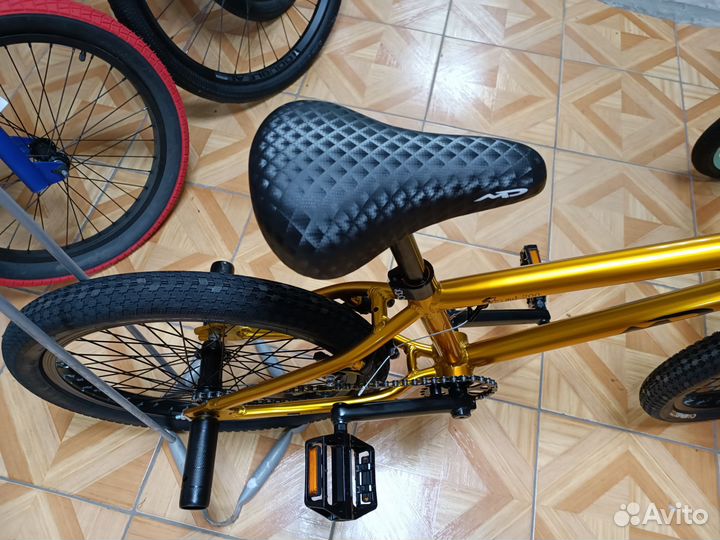 Трюковой велосипед бмх 20