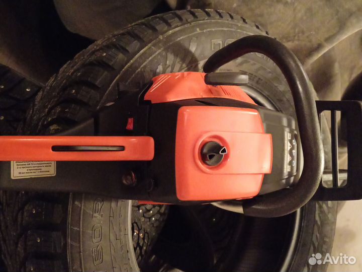 Продам бензопилу Carver 345