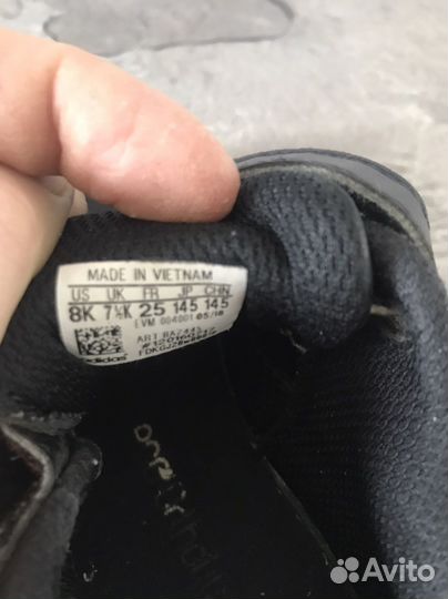 Кроссовки adidas оригинал