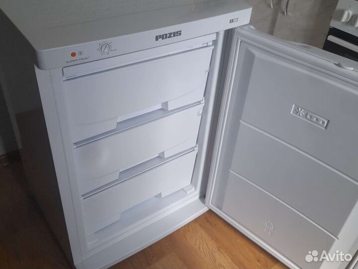 Холодильник новый
