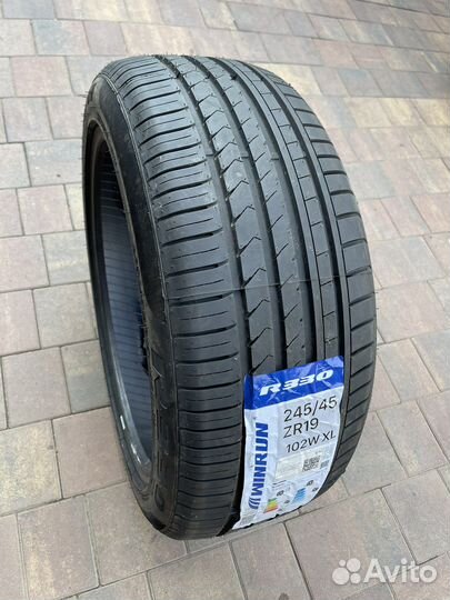 Winrun R330 245/45 R19 102W