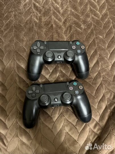 PlayStation 4 slim + игры на дисках