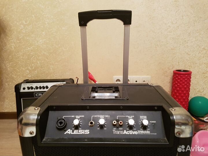 Гитарный комбоусилитель