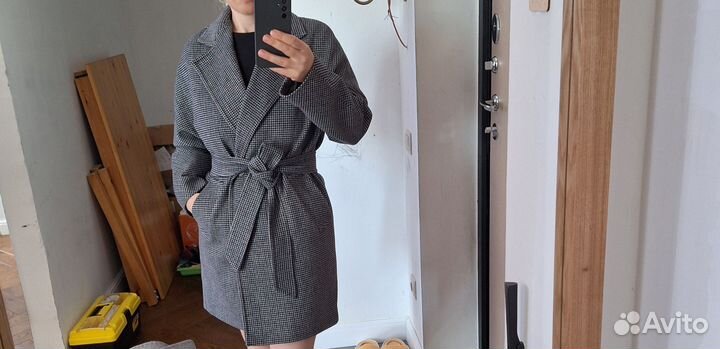 Пальто женское демисезонное 46