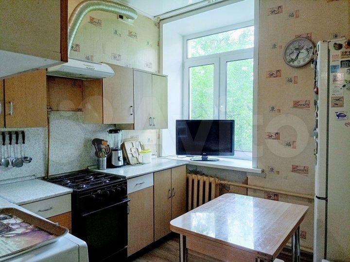 3-к. квартира, 71,1 м², 2/4 эт.