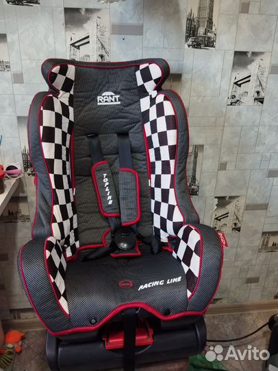 Детское автомобильное кресло от 0 до 25 кг