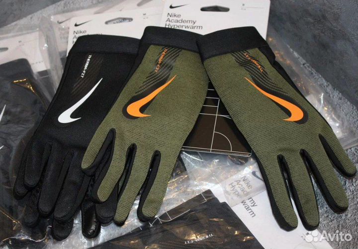 Перчатки Nike Hyperwarm