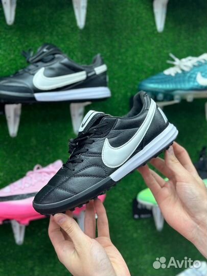 Сороконожки Nike Premier II