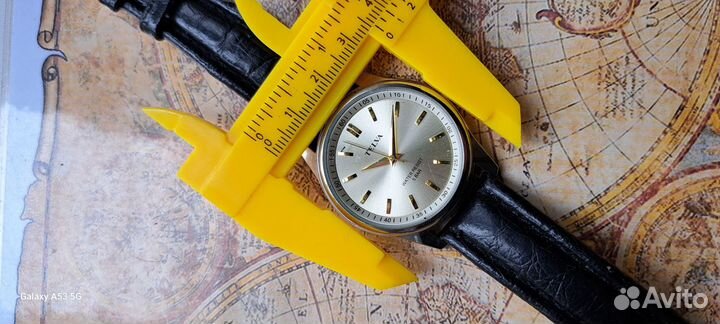 Часы telva quartz