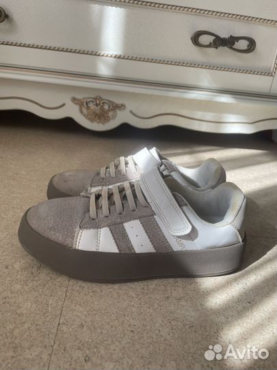 Кроссовки детские