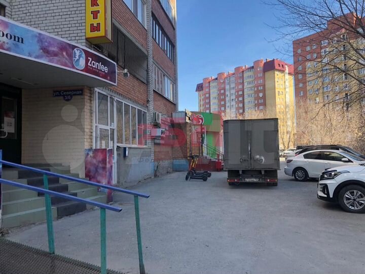 Сдам офис,салон В центре 74М2 тмн