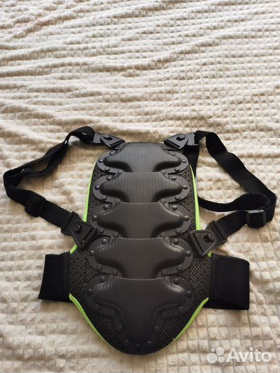 Защита спины горнолыжная детская