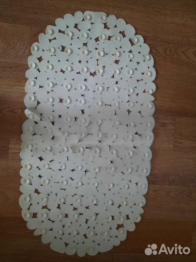 Коврик в ванну