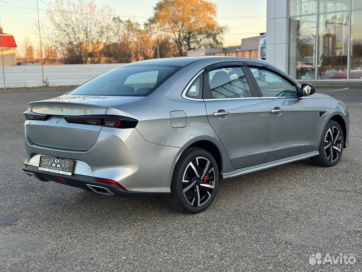 Kaiyi E5 1.5 CVT, 2023