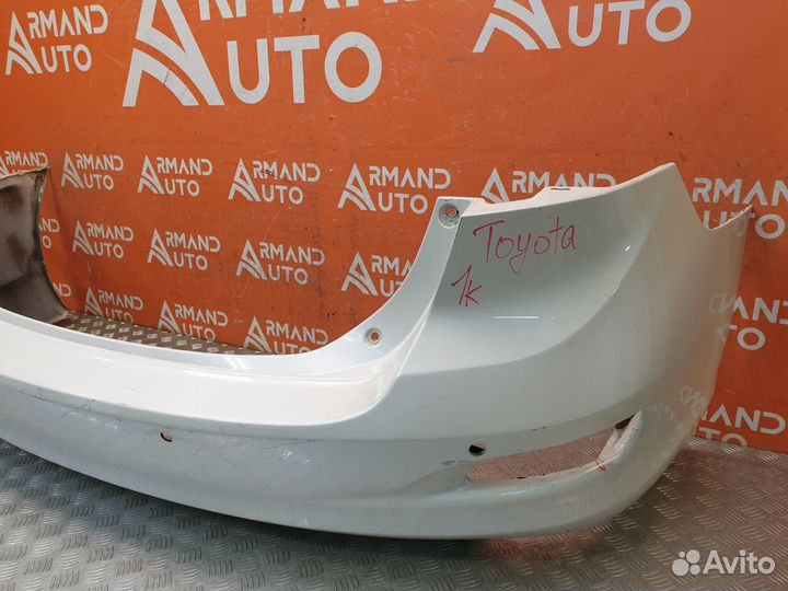 Бампер задний Toyota Venza 1 2012-2017