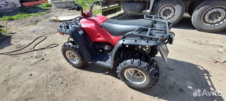 Продам квадроцикл Linhai-Yamaha М200