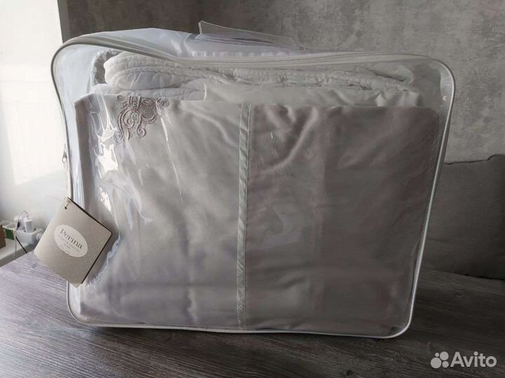 Комплект постельного белья для круглой кроватки