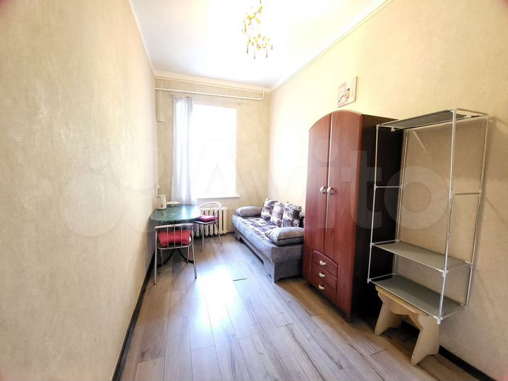 Комната 12 м² в 4-к., 2/3 эт.