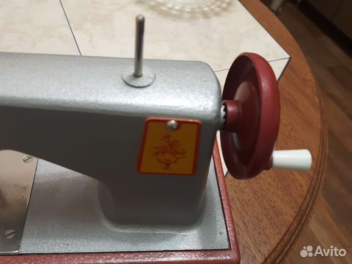 Швейная машина mini