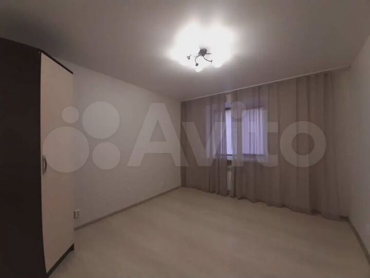 2-к. квартира, 57,1 м², 1/9 эт.