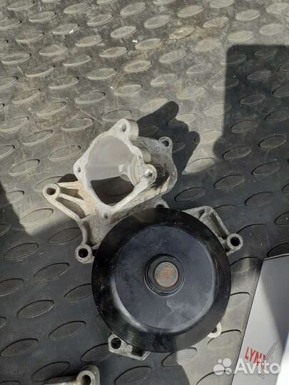 Помпа бмв n47d20a