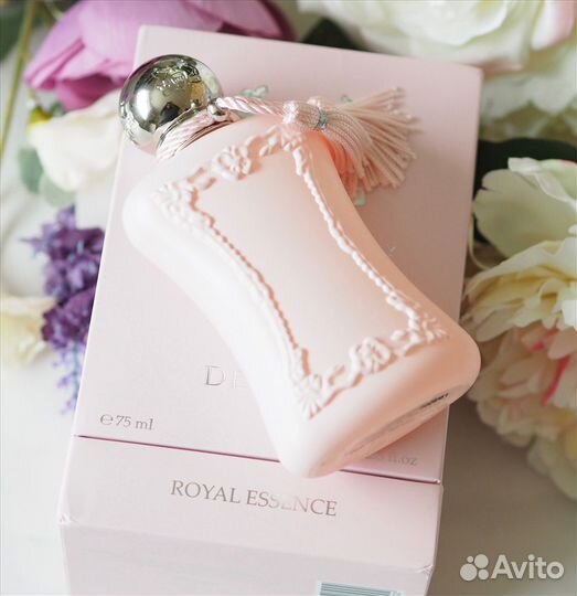 Marly Delina Royal Essence