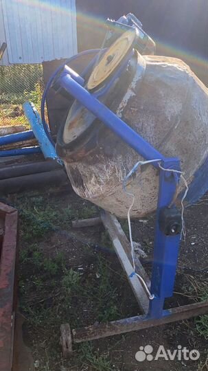 Станок для изготовления блоков