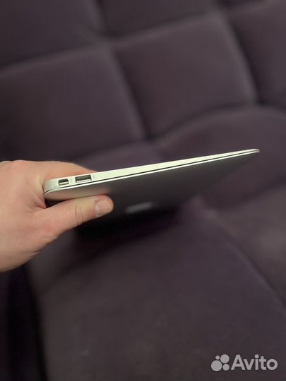 Apple macbook air 11 (2014)