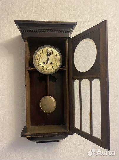 Старинные настенные часы