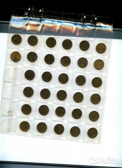 Погодовка монет СССР в альбоме