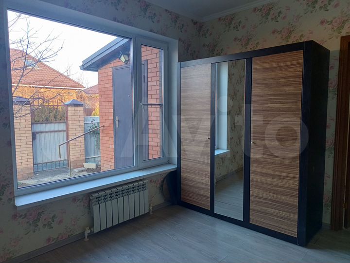 Дом 72 м² на участке 3 сот.