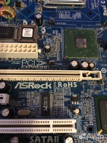 Материнская плата 775 ddr2