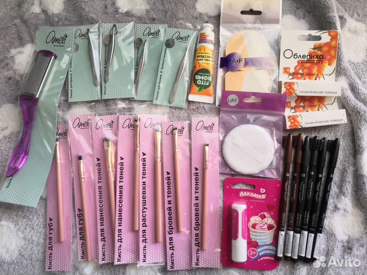 Кисти для макияжа