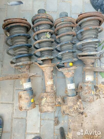 Стойка амортизатора land rover freelander 1