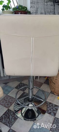 Барный стул