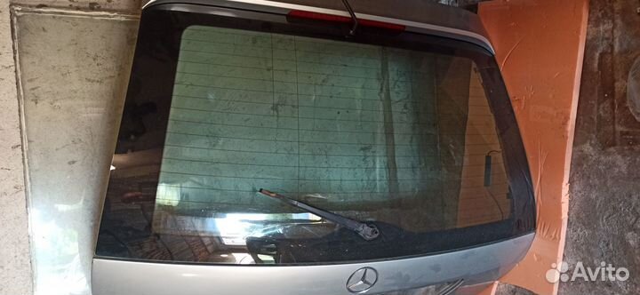 Крышка багажника W203 mercedes