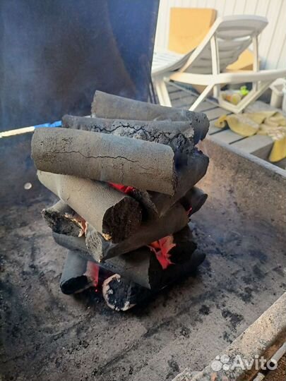 Древесно-угольные брикеты