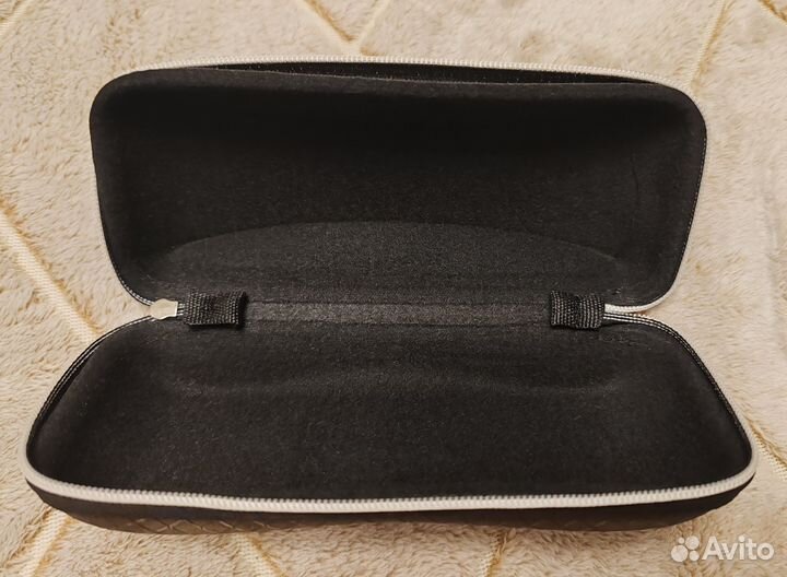 Чехол для очков AmiLook