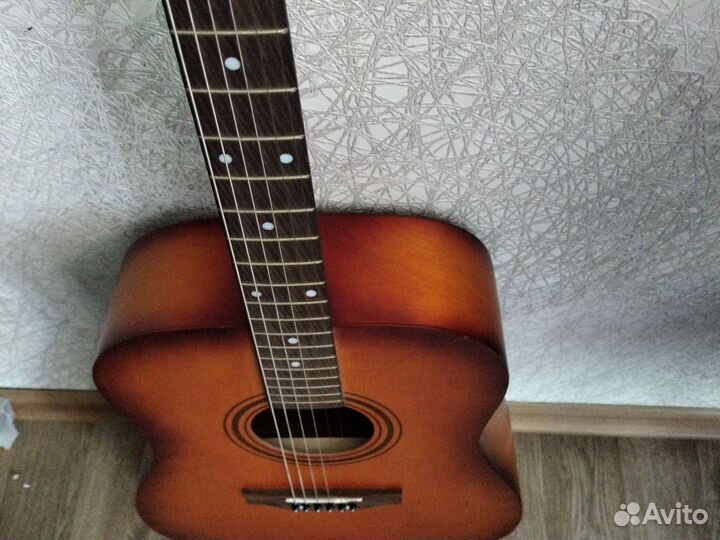 Акустическая гитара