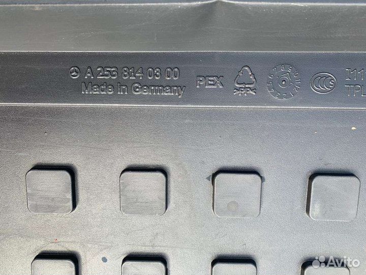 Коврик для багажника Mercedes-Benz,новый,оригинал