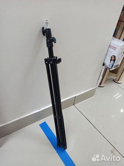 Напольный штатив 210см