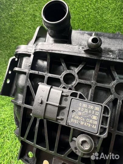 Впускной коллектор на Форд Фокус 3 1.5 Экобуст