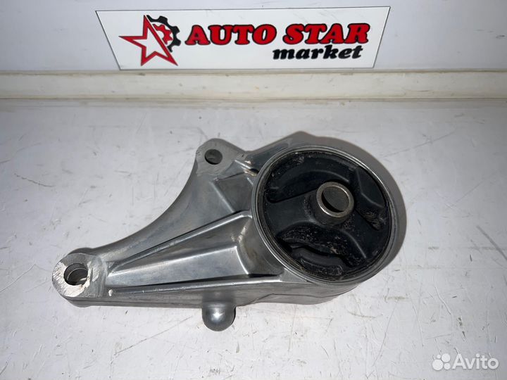 Опора двигателя передняя новая Opel Astra H 1.7 D