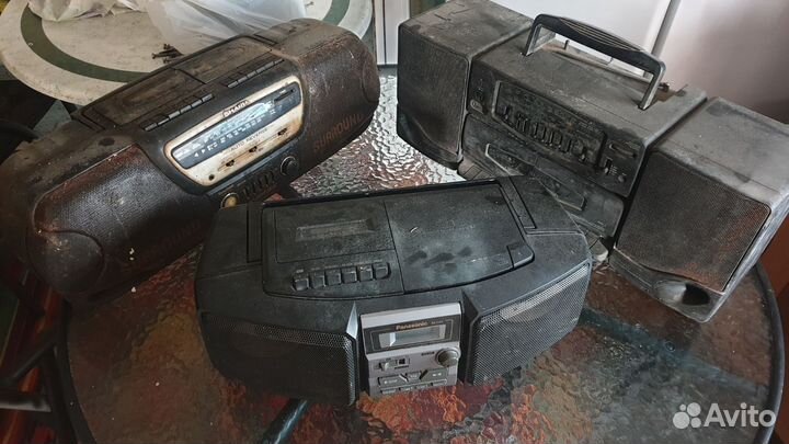 Кассетный магнитофон sharp