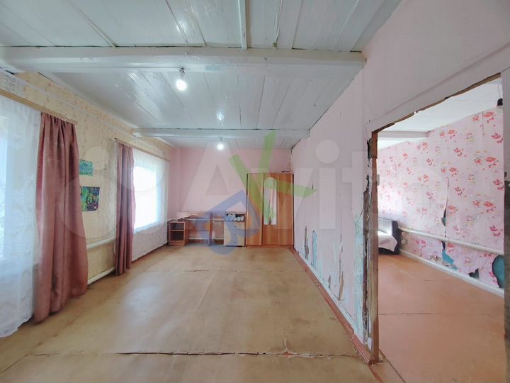 Дом 69,3 м² на участке 9,8 сот.