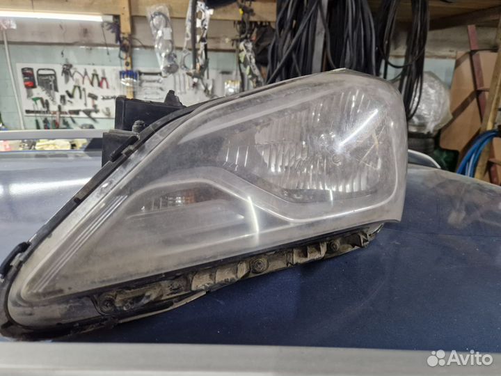 Фара на hyundai solaris 2016