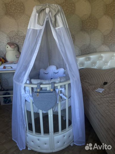 Кроватка для новорожденных