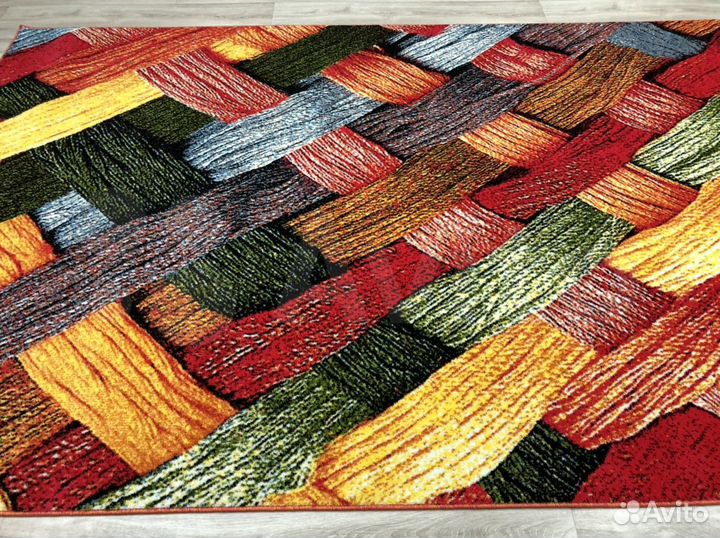 Ковер размером : 1.50х2.30 (№ 20705) новый