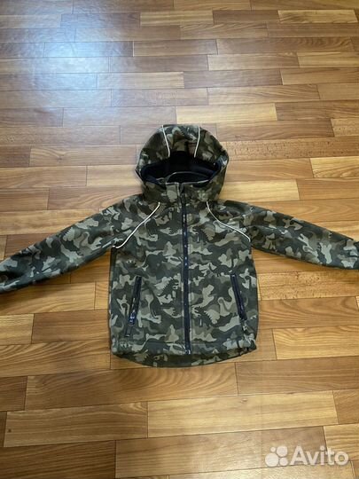 Непромокаемая куртка 104