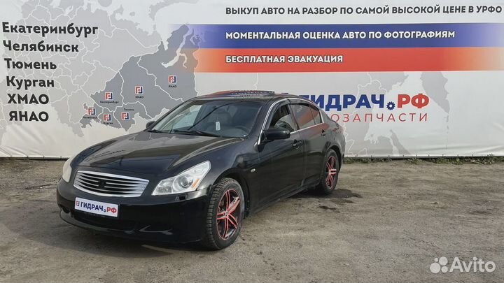 Накладка декоративная подкапотная левая Infiniti G35 (V36) 64895-JK000